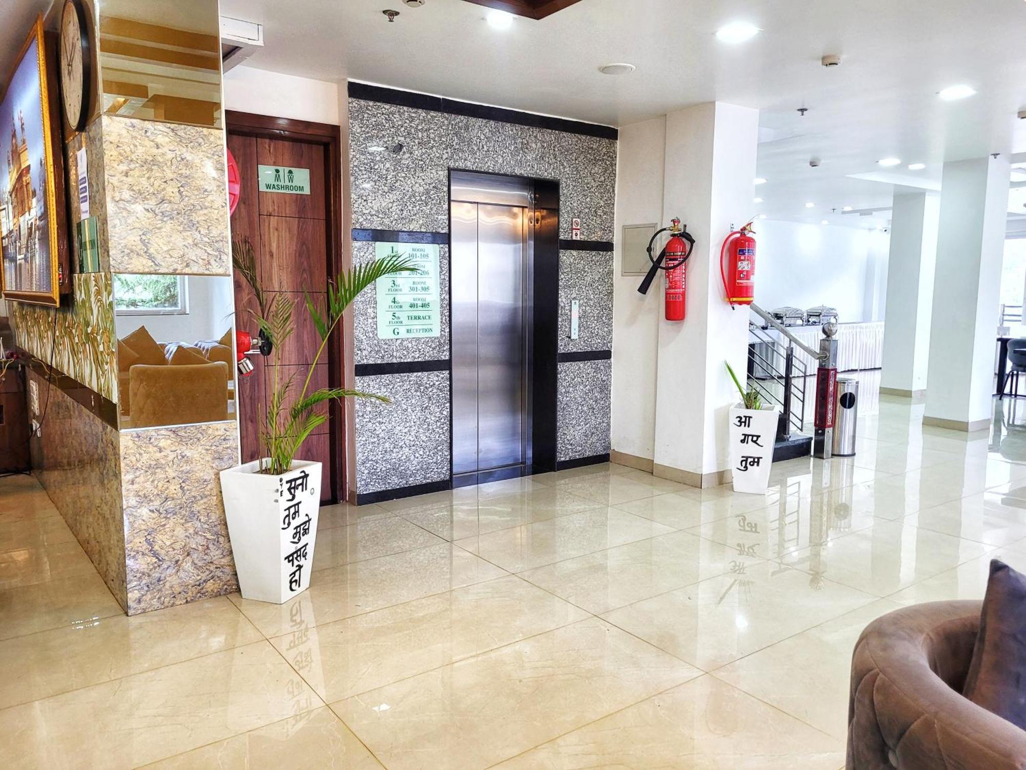 Rr Hotel & Resort دارامشالا المظهر الخارجي الصورة